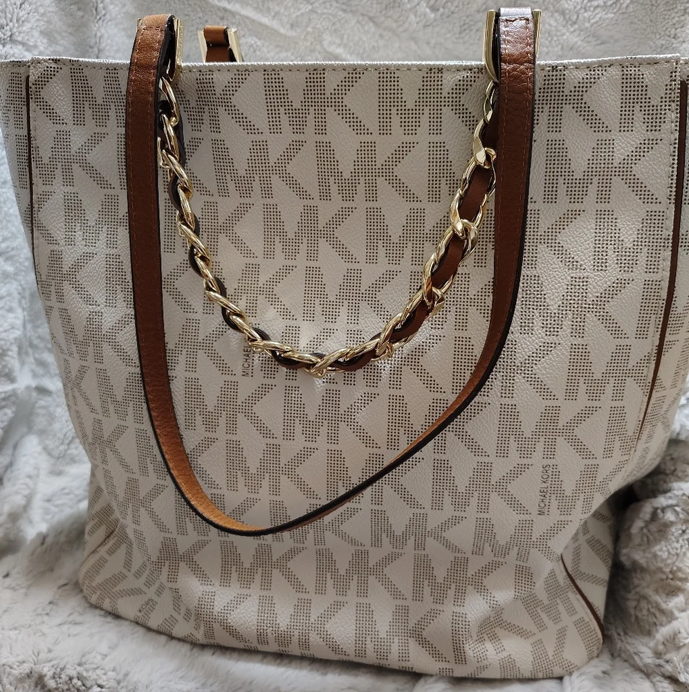 Michael Kors Harper North South Signature Large Vanilla & Brown Logo Tote Bag